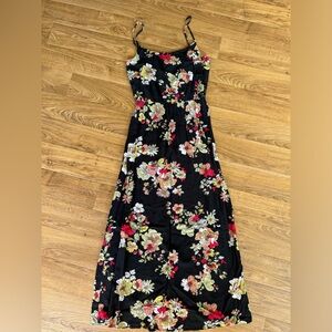 Only floral maxi dress, size M